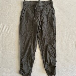 Lululemon Dance Studio Mid-Rise Cropped Pant